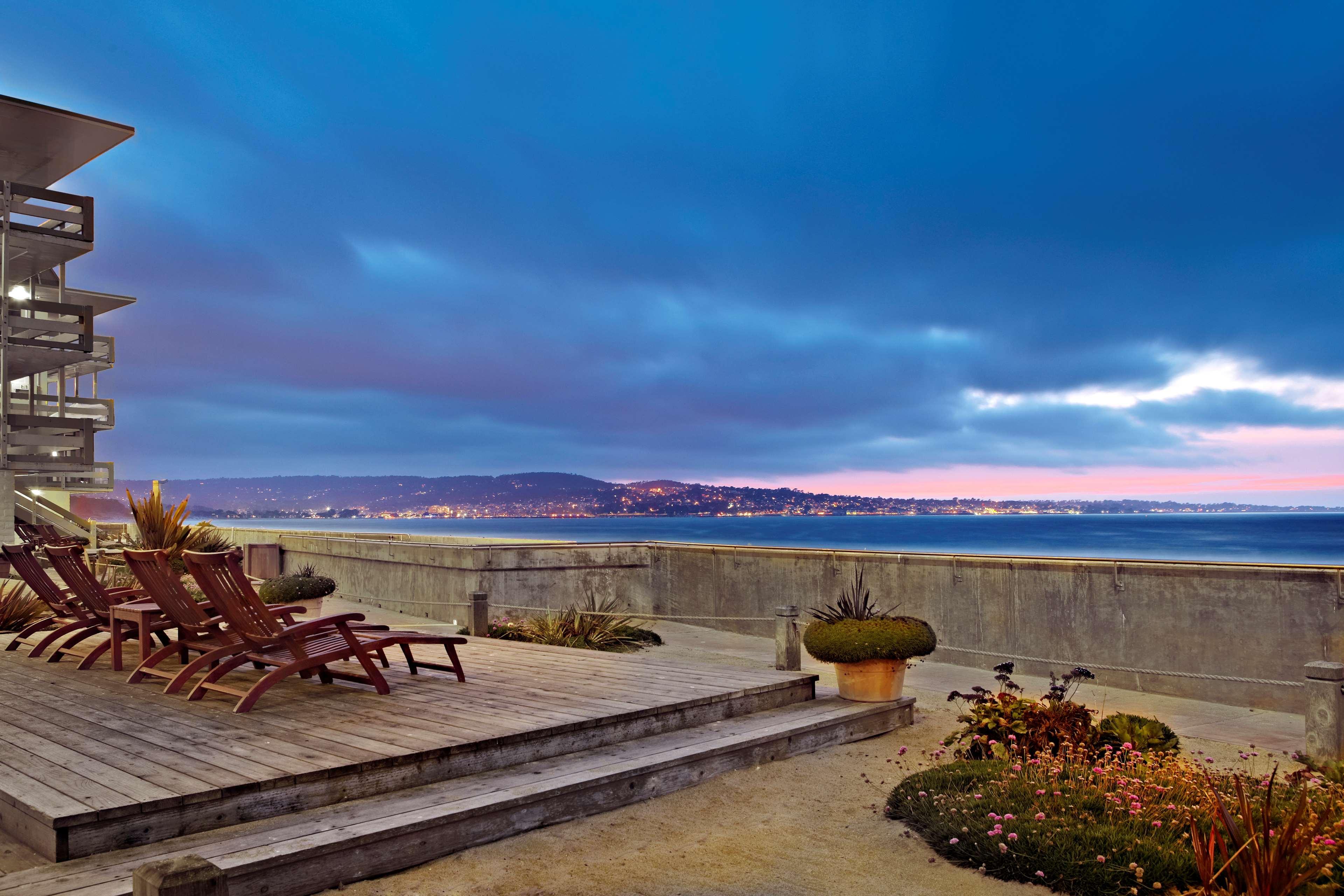 Monterey Tides Hotel Exterior photo