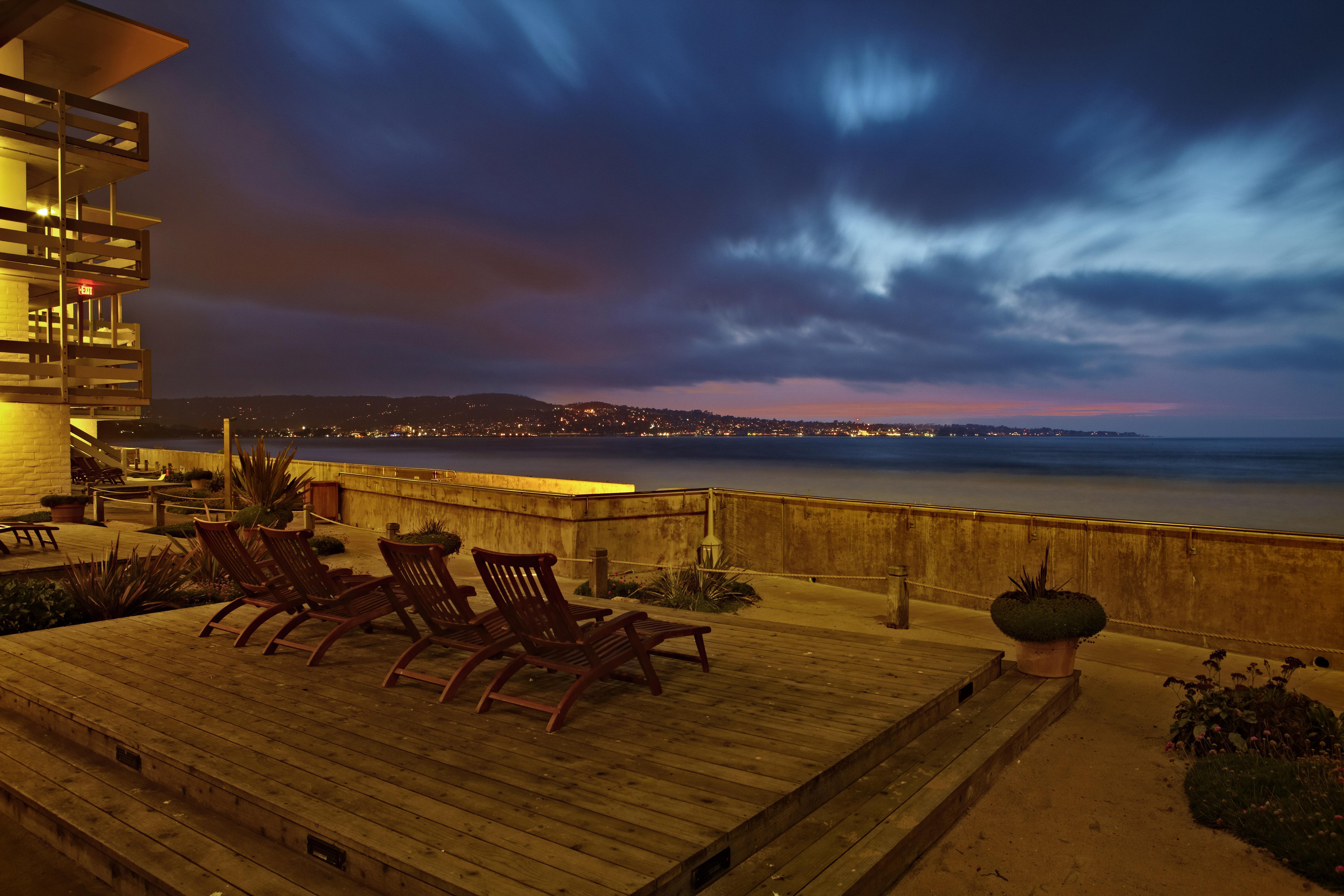 Monterey Tides Hotel Exterior photo